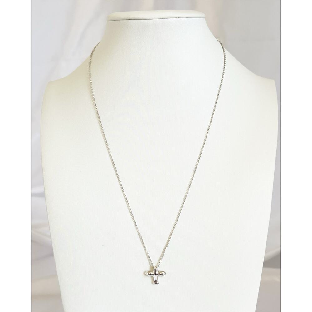 TIFFANY & CO Dove Bird Cross Sm Pendant Necklace 16" Sterling Silver Pouch & Box - Picture 5 of 11
